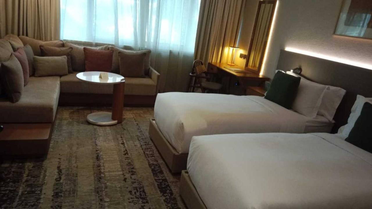 Erth Abu Dhabi Hotel Exteriér fotografie
