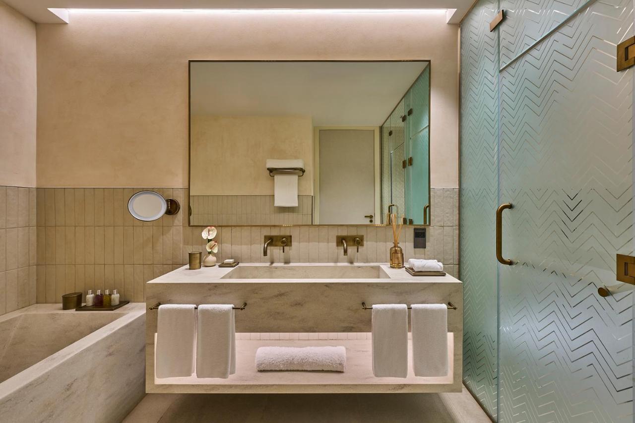 Erth Abu Dhabi Hotel Exteriér fotografie